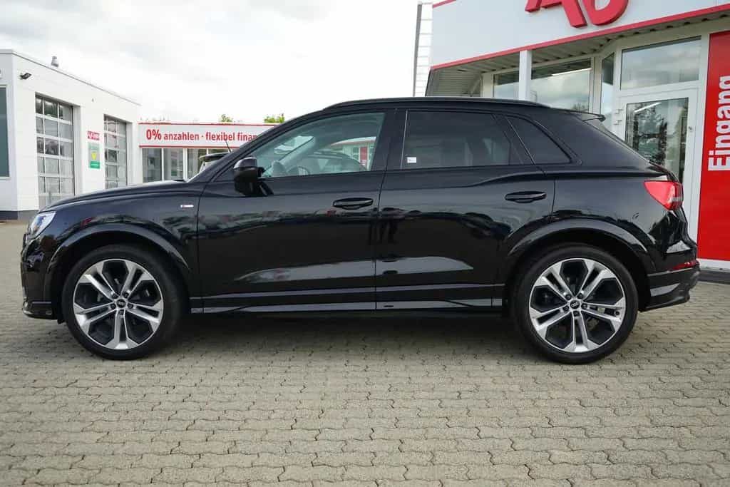 Audi Q3 35 1.5 TFSI S line LED Keyless Standheizung 10/2021-photo-3