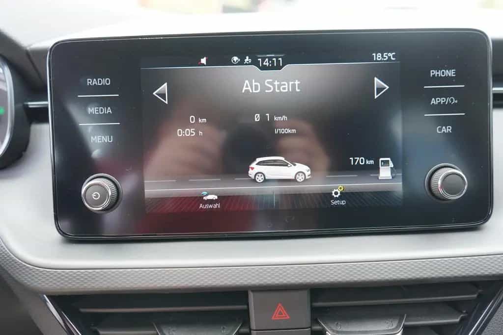 Skoda Scala 1.5 TSI DSG Style LED Kamera Tempomat DAB 08/2019-photo-16