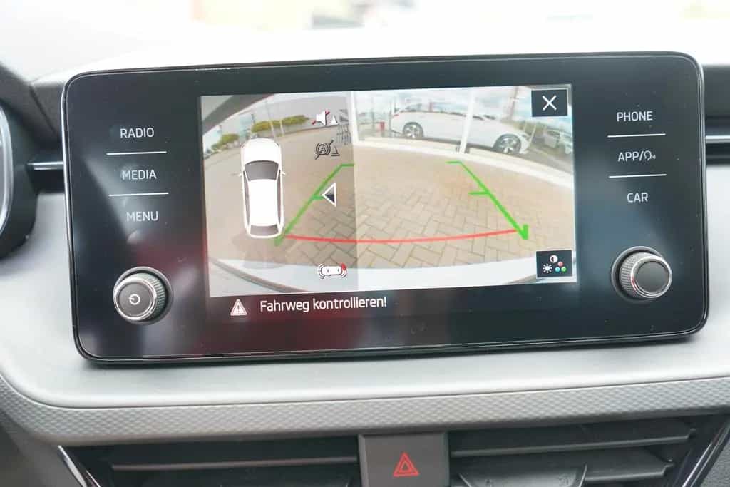 Skoda Scala 1.5 TSI DSG Style LED Kamera Tempomat DAB 08/2019-photo-19