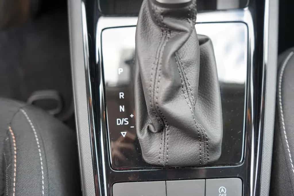 Skoda Scala 1.5 TSI DSG Style LED Kamera Tempomat DAB 08/2019-photo-22