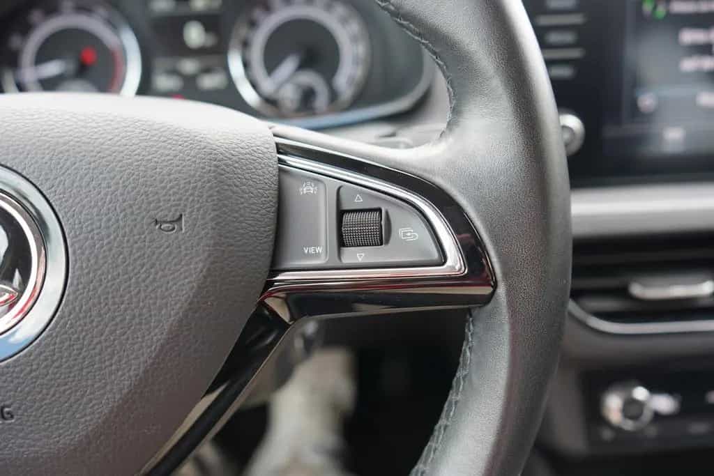 Skoda Scala 1.5 TSI DSG Style LED Kamera Tempomat DAB 08/2019-photo-26