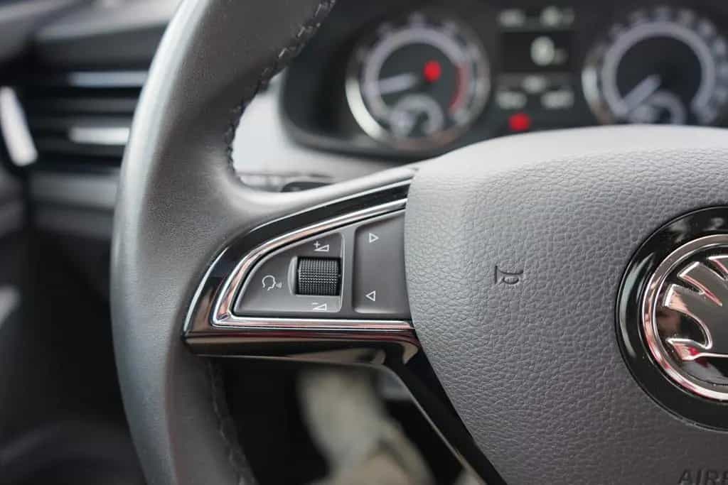 Skoda Scala 1.5 TSI DSG Style LED Kamera Tempomat DAB 08/2019-photo-27