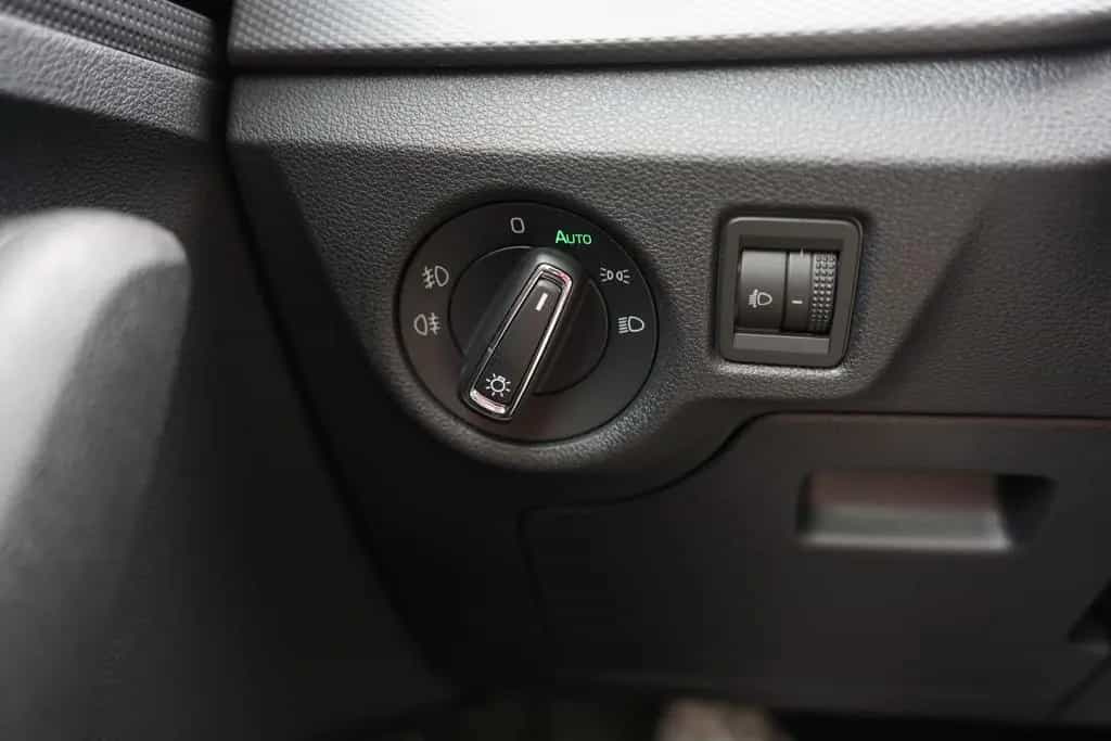 Skoda Scala 1.5 TSI DSG Style LED Kamera Tempomat DAB 08/2019-photo-30