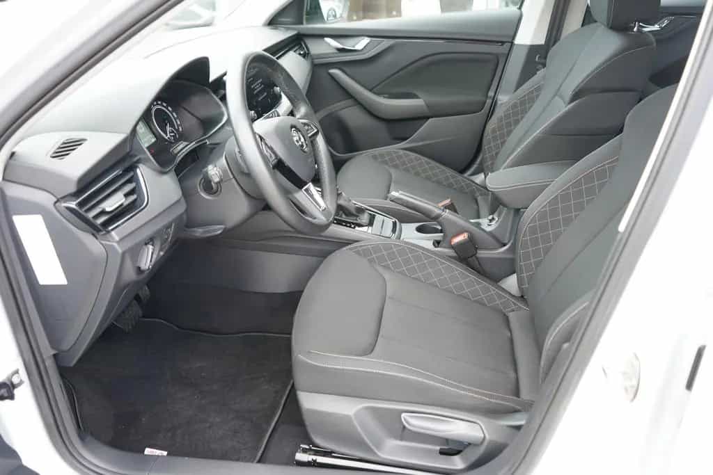 Skoda Scala 1.5 TSI DSG Style LED Kamera Tempomat DAB 08/2019-photo-32