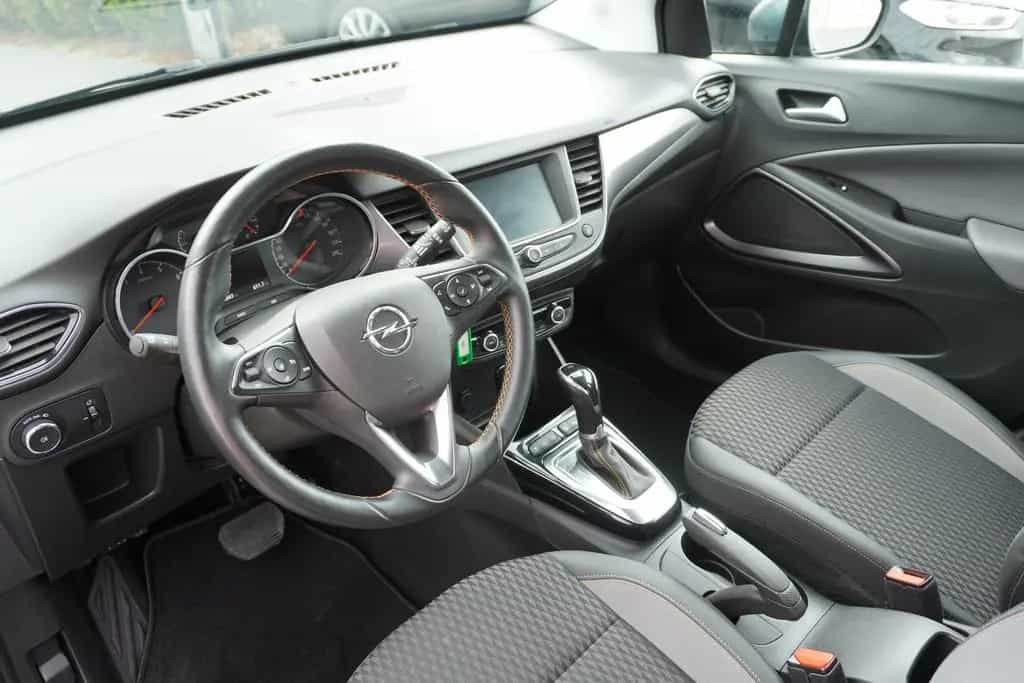 Opel Crossland (X) 1.2 Turbo Innovation Aut. LED PDC 02/2019-photo-11