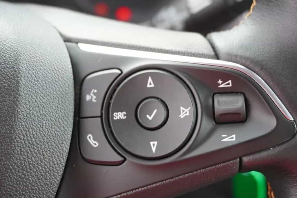 Opel Crossland (X) 1.2 Turbo Innovation Aut. LED PDC 02/2019-photo-14