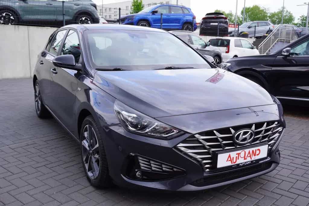 Hyundai i30 1.0 T-GDI Trend Navi Kamera Tempomat PDC USB 08/2022-photo-5