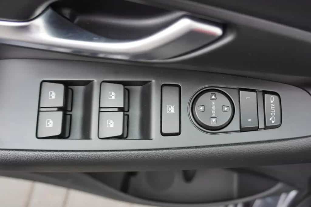 Hyundai i30 1.0 T-GDI Trend Navi Kamera Tempomat PDC USB 08/2022-photo-7