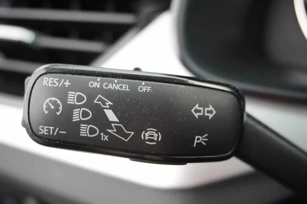 Skoda Kamiq 1.5 TSI Ambition DSG LED SmartLink AHK PDC 06/2020-photo-16