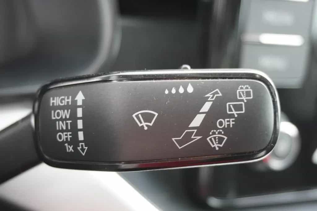 Skoda Kamiq 1.5 TSI Ambition DSG LED SmartLink AHK PDC 06/2020-photo-17