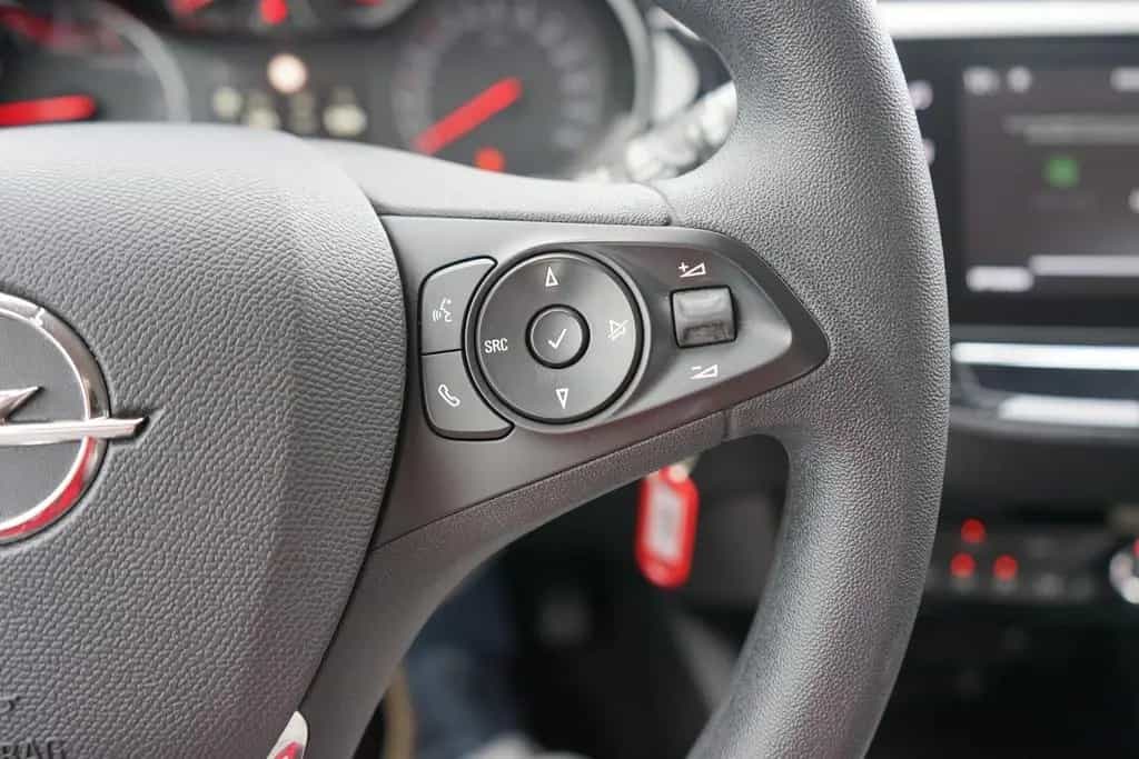 Opel Corsa F 1.2 Edition Tempomat DAB Klima Bluetooth 09/2020-photo-23