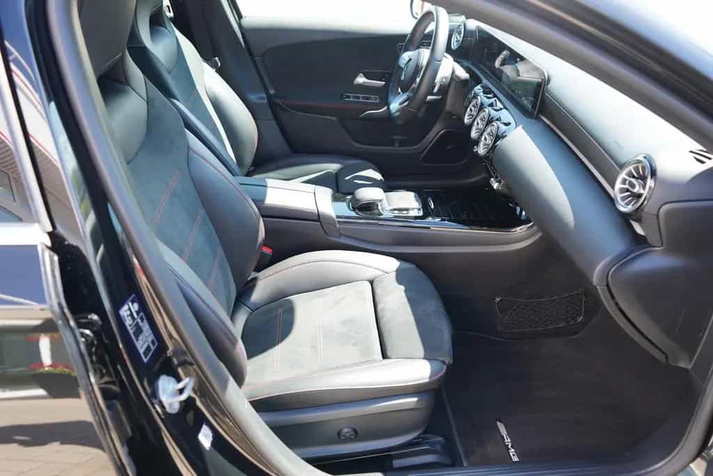 Mercedes-Benz A 220 A220 Edition 1 AMG Line Standheizung Burmester 04/2019-photo-29