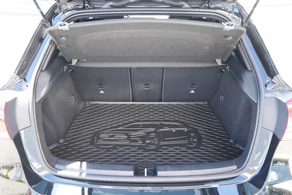Mercedes-Benz A 220 A220 Edition 1 AMG Line Standheizung Burmester 04/2019-photo-31