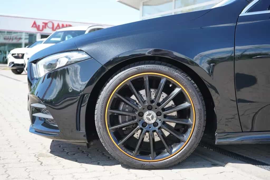 Mercedes-Benz A 220 A220 Edition 1 AMG Line Standheizung Burmester 04/2019-photo-9