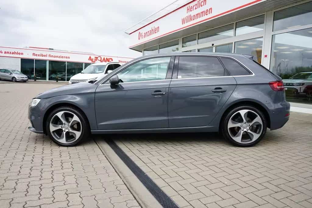 Audi A3 Sportback 1.0 TFSI basis Kamera PDC Bi-Xenon 03/2017-photo-2