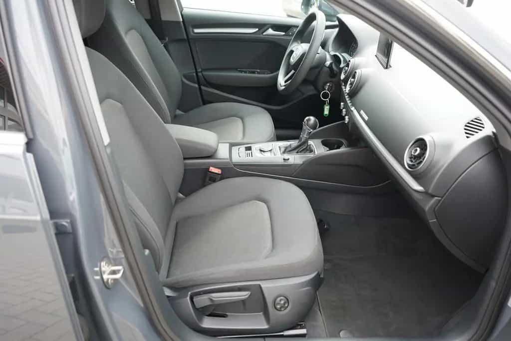 Audi A3 Sportback 1.0 TFSI basis Kamera PDC Bi-Xenon 03/2017-photo-31