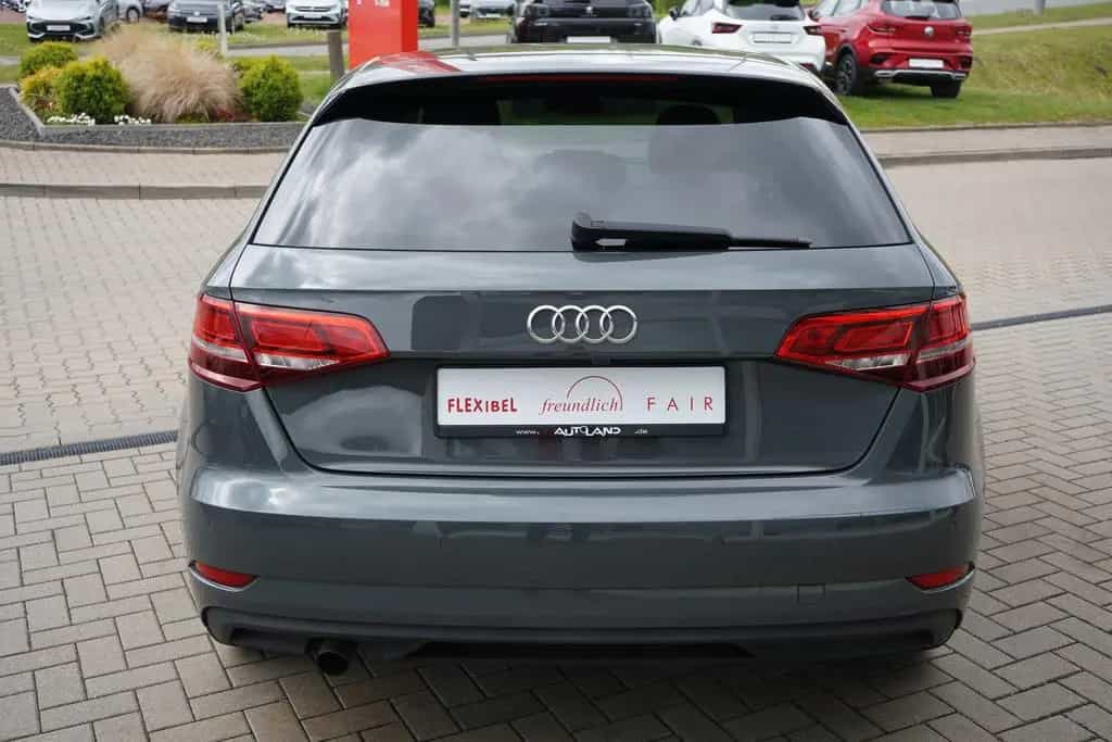 Audi A3 Sportback 1.0 TFSI basis Kamera PDC Bi-Xenon 03/2017-photo-4