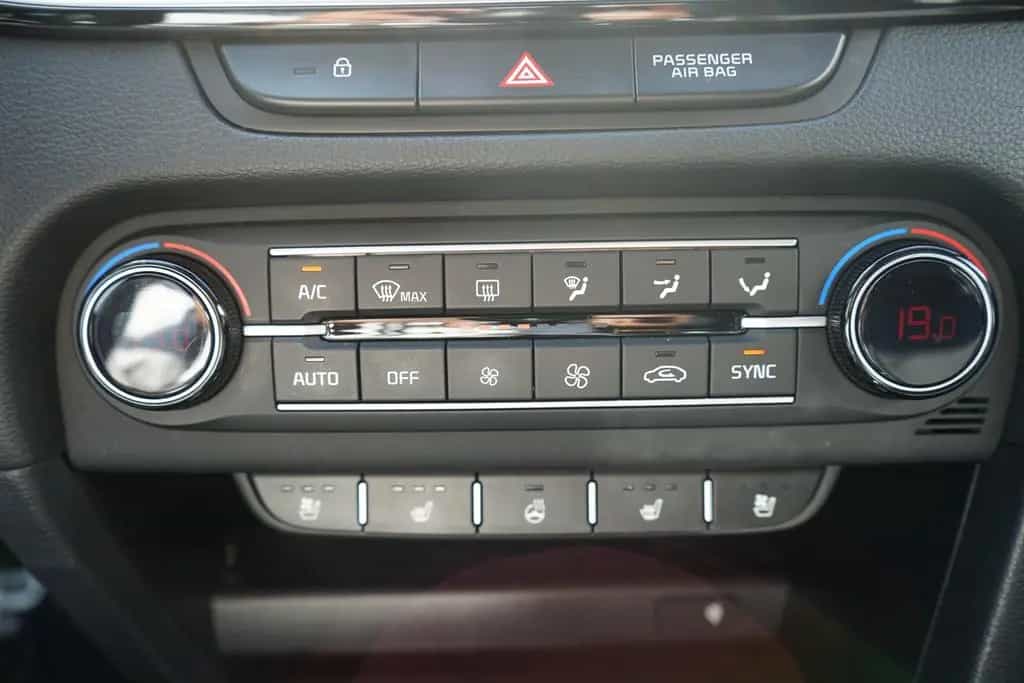 Kia XCeed 1.6 T-GDI Platinum Edition LED Navi Leder 08/2021-photo-19