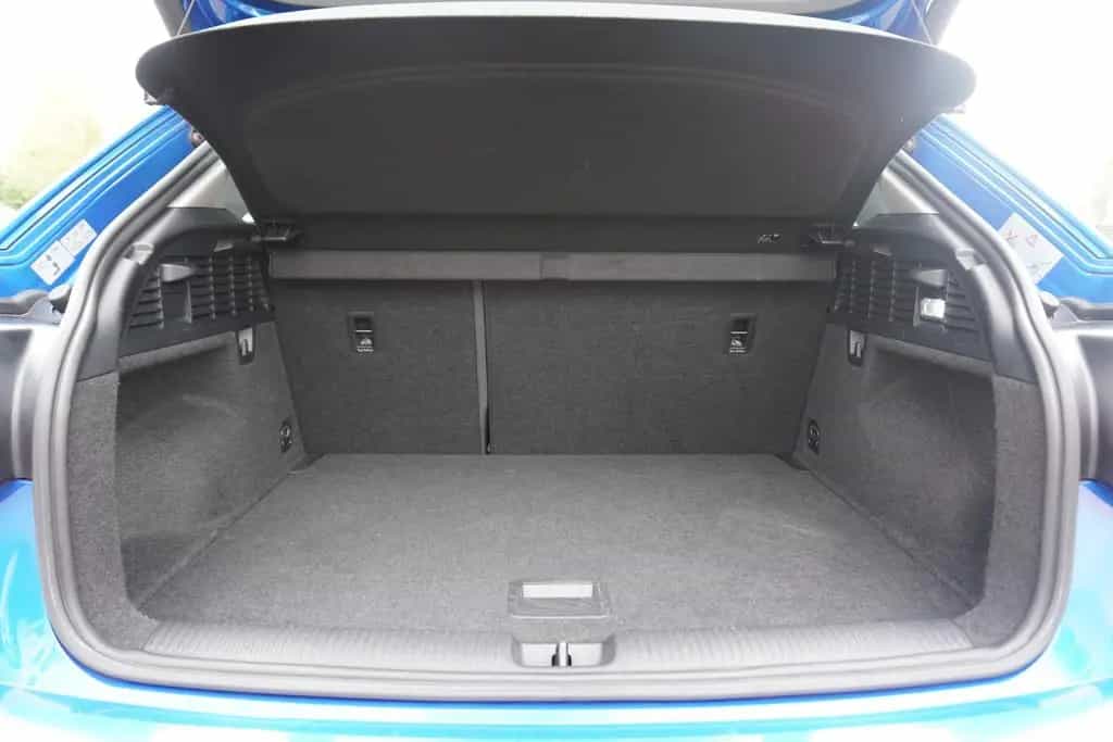 Audi Q2 1.4 TFSI sport Tempomat el. Heckklappe AHK 06/2018-photo-10