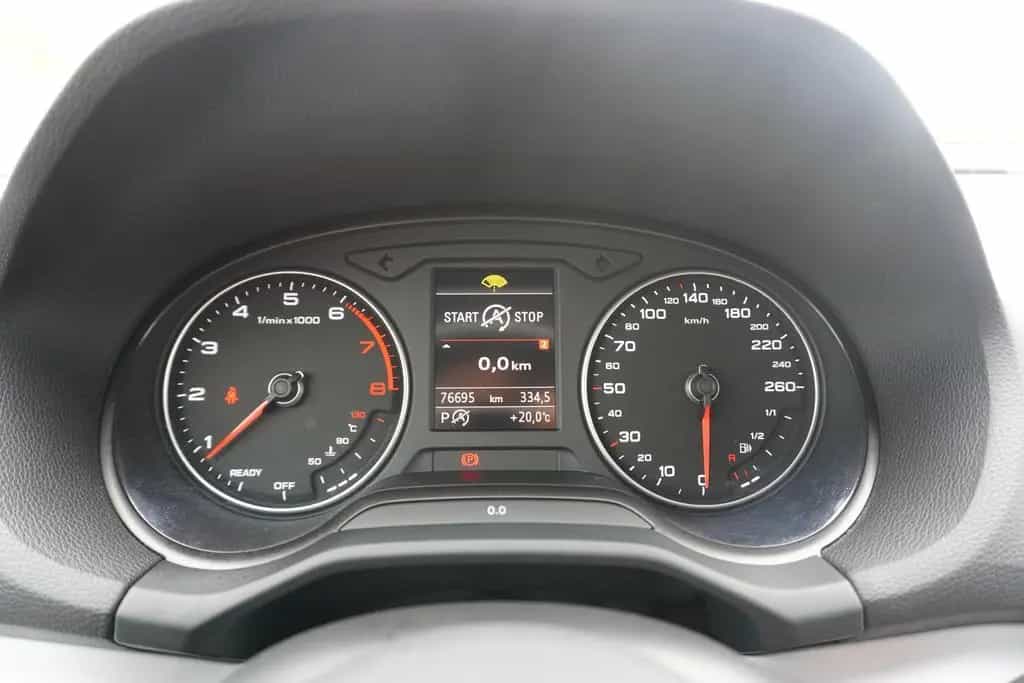 Audi Q2 1.4 TFSI sport Tempomat el. Heckklappe AHK 06/2018-photo-25