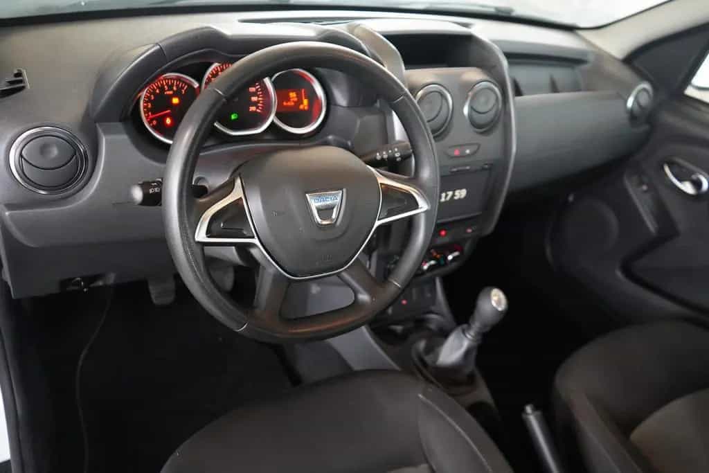 Dacia Duster 1.2  4x2 Navi Totwinkel DAB Kamera PDC 01/2018-photo-10