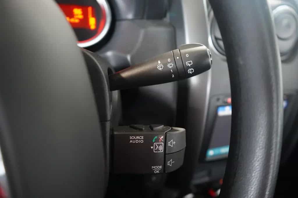 Dacia Duster 1.2  4x2 Navi Totwinkel DAB Kamera PDC 01/2018-photo-20