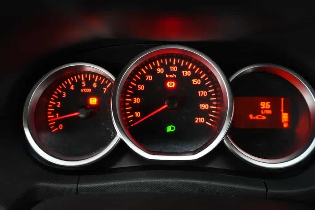 Dacia Duster 1.2  4x2 Navi Totwinkel DAB Kamera PDC 01/2018-photo-22