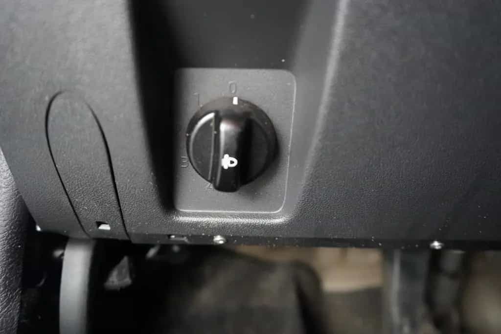 Dacia Duster 1.2  4x2 Navi Totwinkel DAB Kamera PDC 01/2018-photo-23