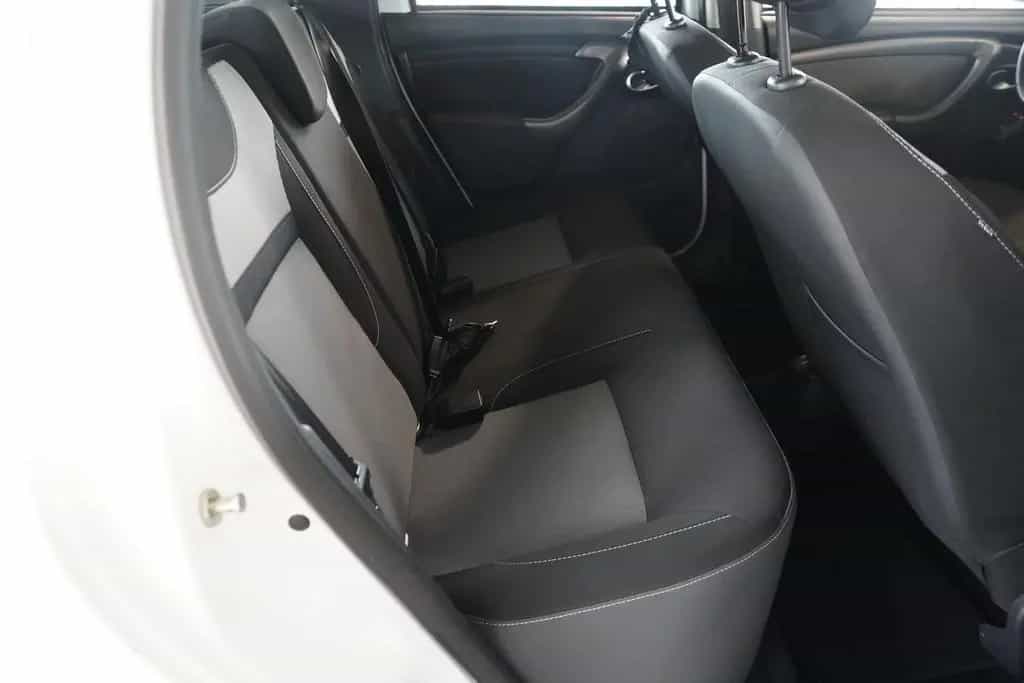 Dacia Duster 1.2  4x2 Navi Totwinkel DAB Kamera PDC 01/2018-photo-27
