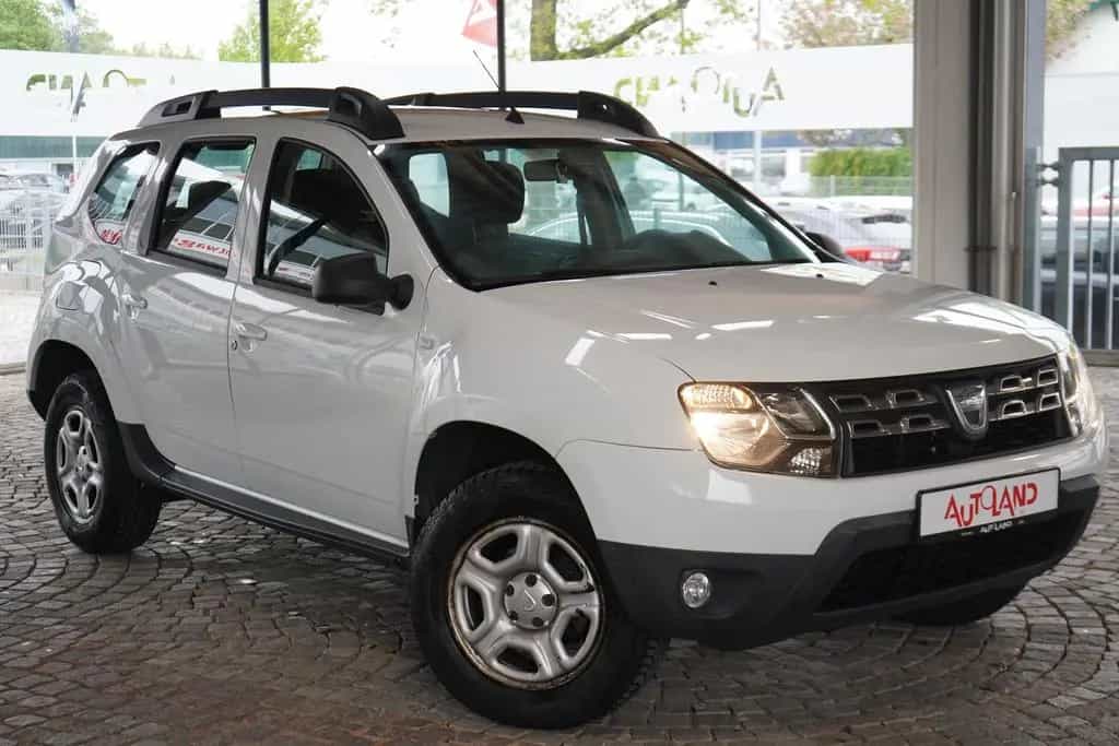 Dacia Duster 1.2  4x2 Navi Totwinkel DAB Kamera PDC 01/2018-photo-7
