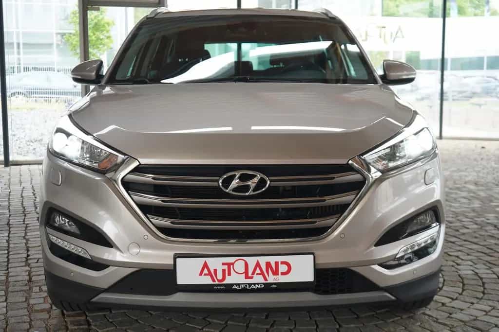 Hyundai Tucson 1.6 T-GDI LED Navi Kamera Sitzbelüftung 12/2016-photo-7