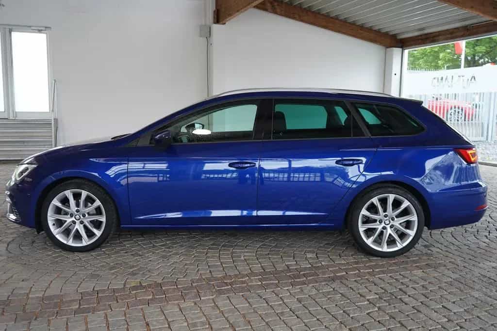 Seat Leon ST 1.5 FR LED FullLink Digitales Cockpit 07/2019-photo-2