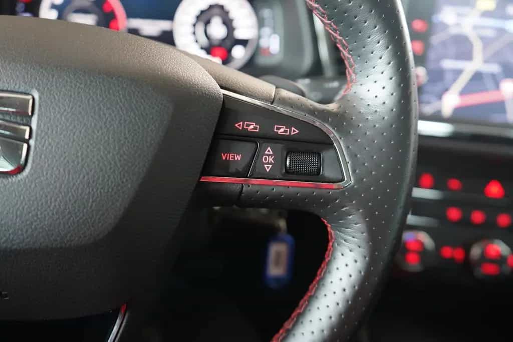 Seat Leon ST 1.5 FR LED FullLink Digitales Cockpit 07/2019-photo-22