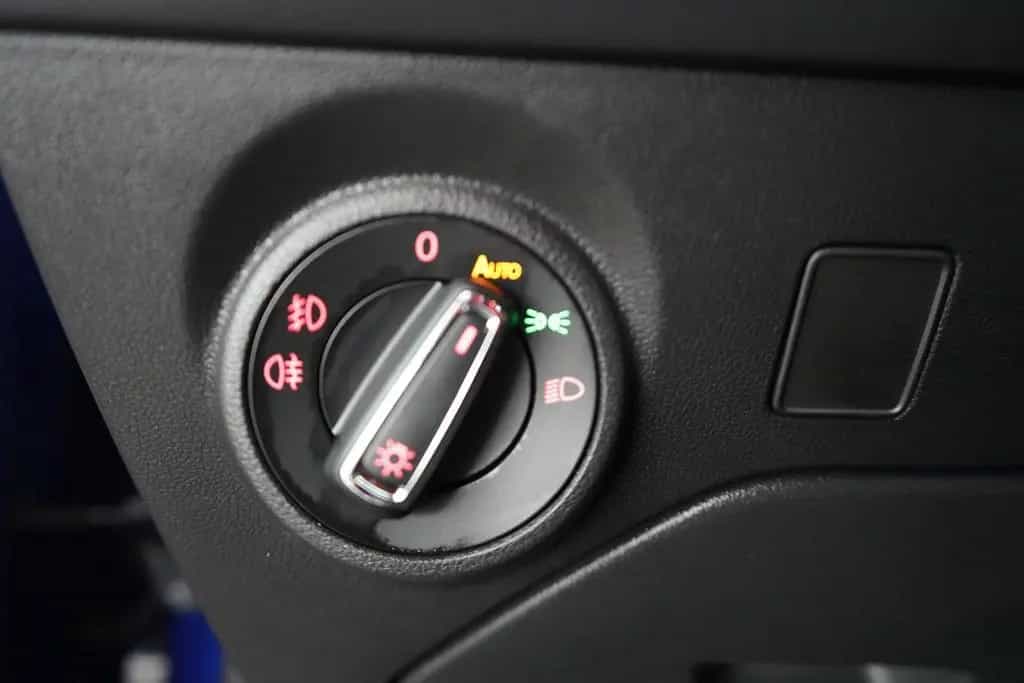 Seat Leon ST 1.5 FR LED FullLink Digitales Cockpit 07/2019-photo-26