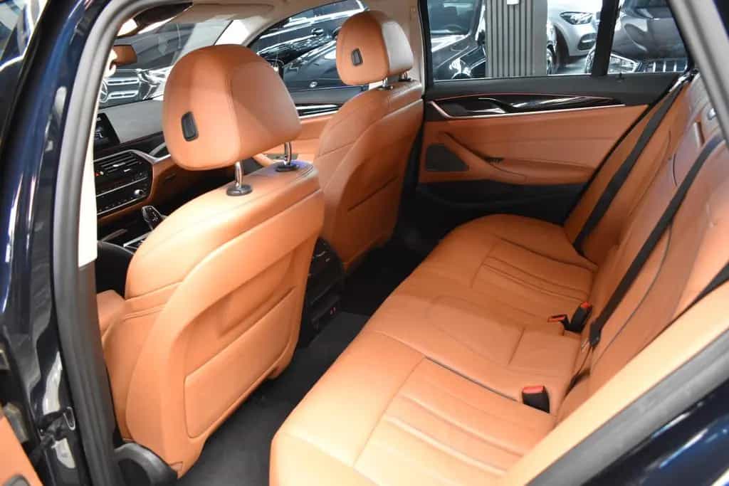 BMW 520 d Touring SPORT LINE*PANO*AHK*H&K*LEDER* 07/2020-photo-13