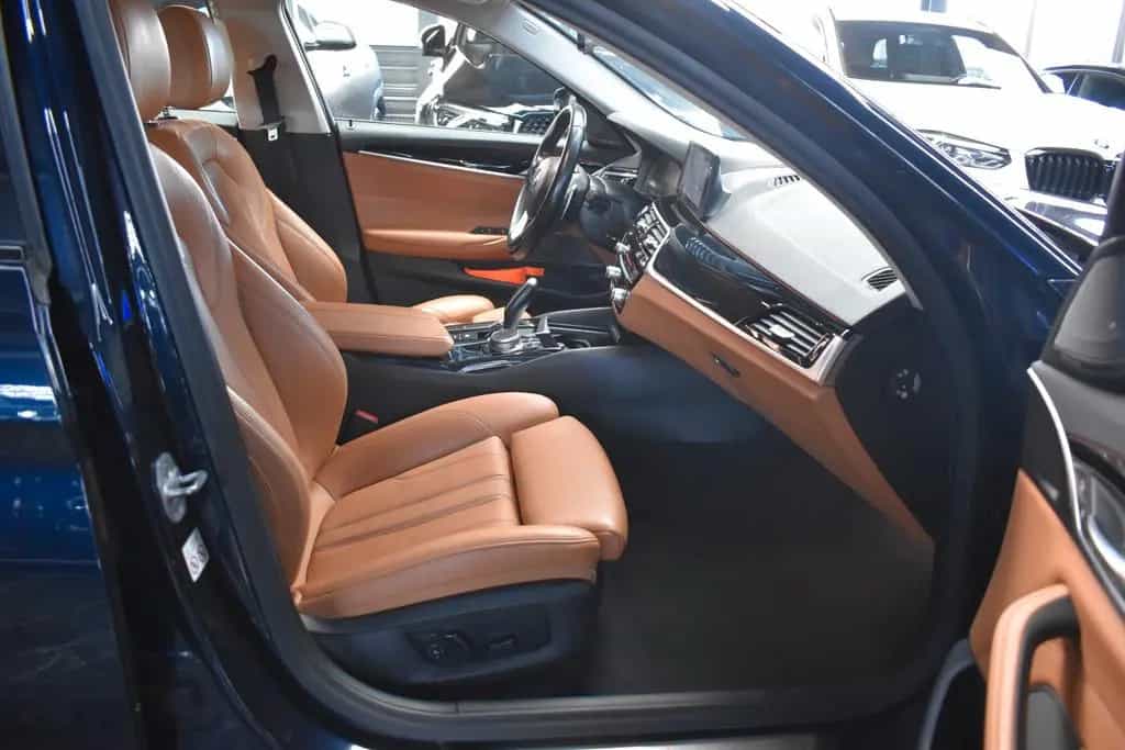 BMW 520 d Touring SPORT LINE*PANO*AHK*H&K*LEDER* 07/2020-photo-8