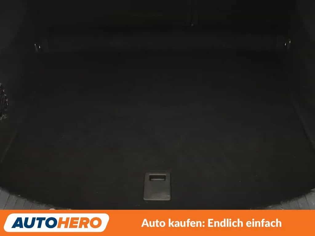 Mercedes-Benz CLA 180 Urban *NAVI*LED*PDC*SHZ* 02/2017-photo-17