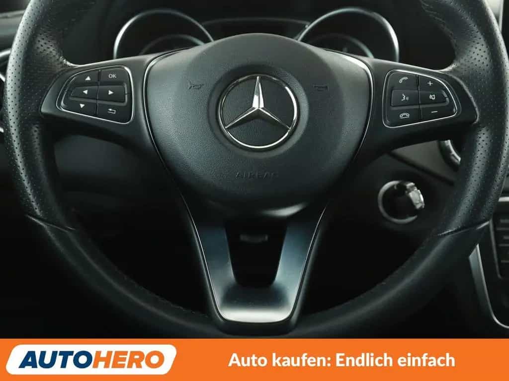 Mercedes-Benz CLA 180 Urban *NAVI*LED*PDC*SHZ* 02/2017-photo-18