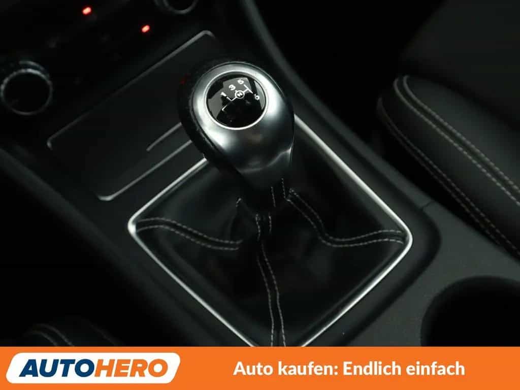 Mercedes-Benz CLA 180 Urban *NAVI*LED*PDC*SHZ* 02/2017-photo-25