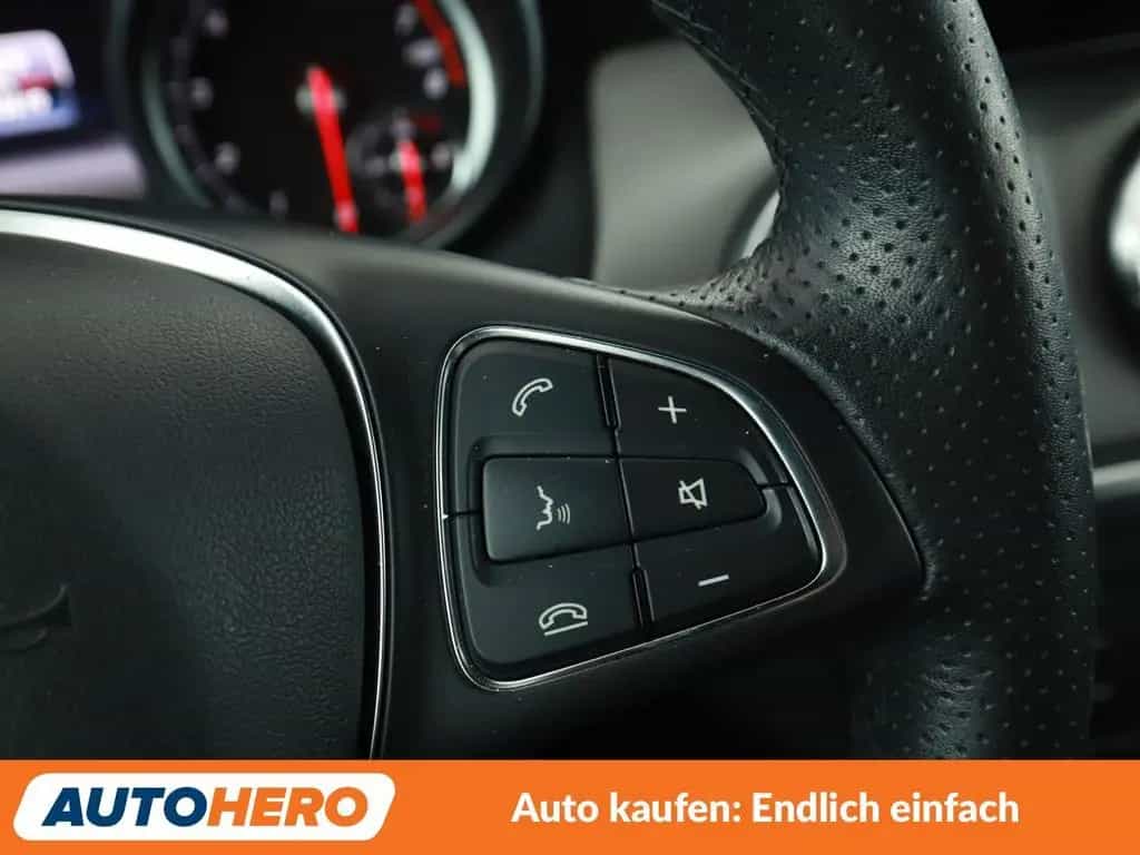 Mercedes-Benz CLA 180 Urban *NAVI*LED*PDC*SHZ* 02/2017-photo-27