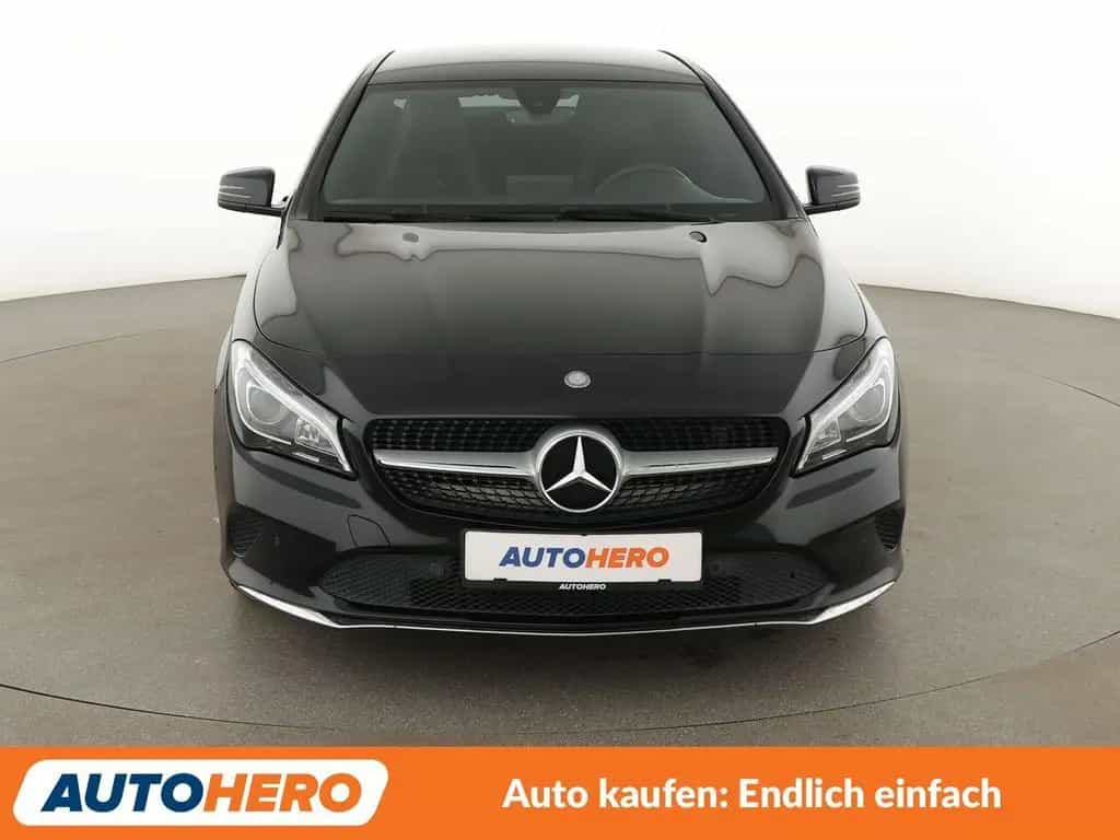 Mercedes-Benz CLA 180 Urban *NAVI*LED*PDC*SHZ* 02/2017-photo-8