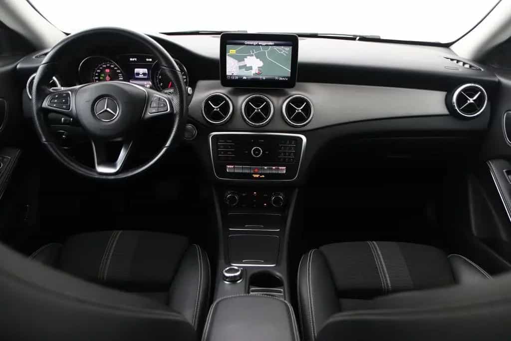 Mercedes-Benz CLA 200 Shooting Brake Prestige | AHK | kamera | 01/2019-photo-3