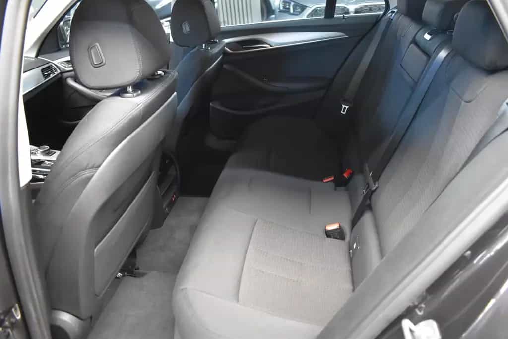 BMW 520 d Touring xDrive*AHK*LED*LIVE COCKPIT*SHZ* 01/2021-photo-22