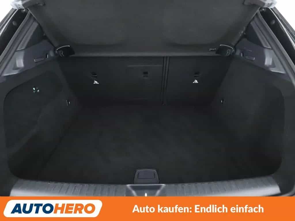 Mercedes-Benz GLA 200 Urban Aut.*NAVI*TEMPO*PDC* 04/2016-photo-17