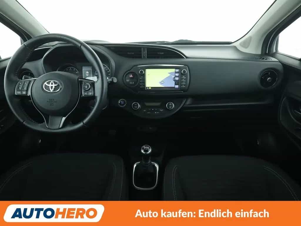 Toyota Yaris 1.5 Dual VVT-iE Team D *NAVI*TEMPO*CAM*SHZ 07/2018-photo-11