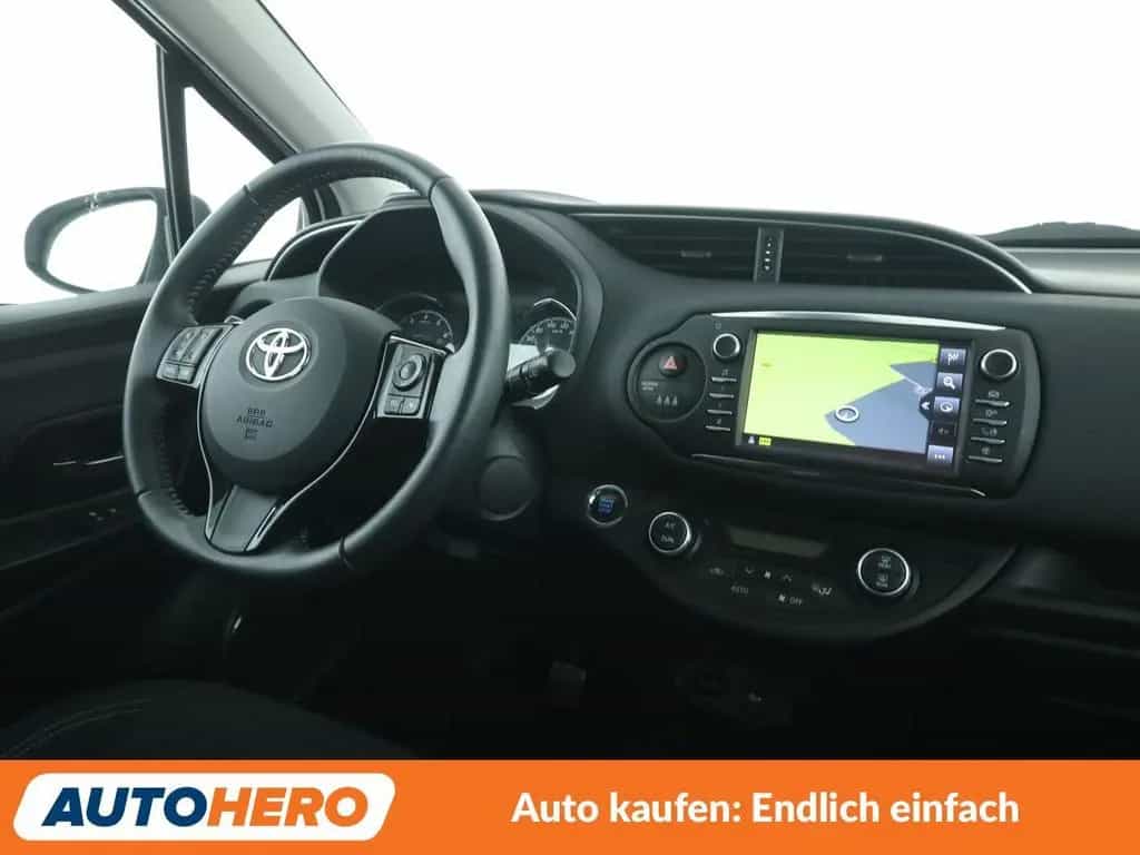 Toyota Yaris 1.5 Dual VVT-iE Team D *NAVI*TEMPO*CAM*SHZ 07/2018-photo-12