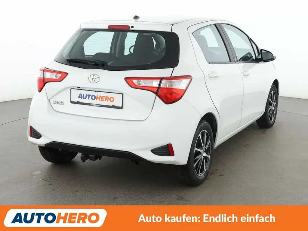 Toyota Yaris 1.5 Dual VVT-iE Team D *NAVI*TEMPO*CAM*SHZ 07/2018-photo-5