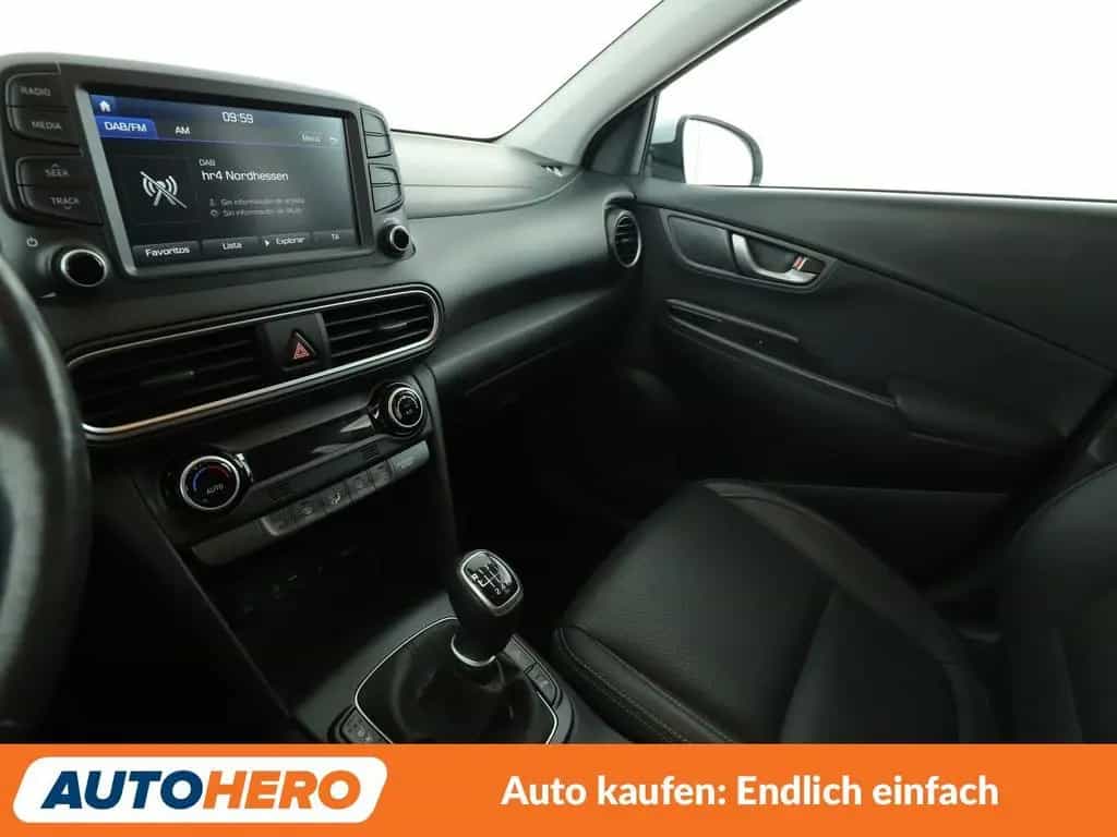 Hyundai Kona 1.0 TGDI Premium 2WD*NAVI*LED*TEMPO*CAM*PDC 10/2019-photo-18