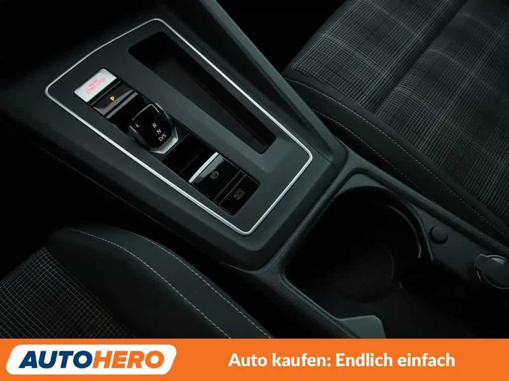 Volkswagen Golf VIII 2.0 TDI GTD Aut.*NAV*MATRIX*ACC*CAM*SH 03/2021-photo-23