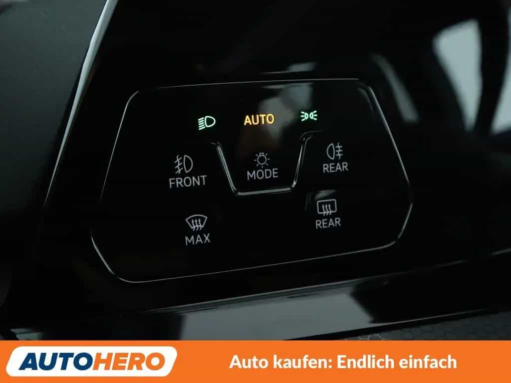 Volkswagen Golf VIII 2.0 TDI GTD Aut.*NAV*MATRIX*ACC*CAM*SH 03/2021-photo-25